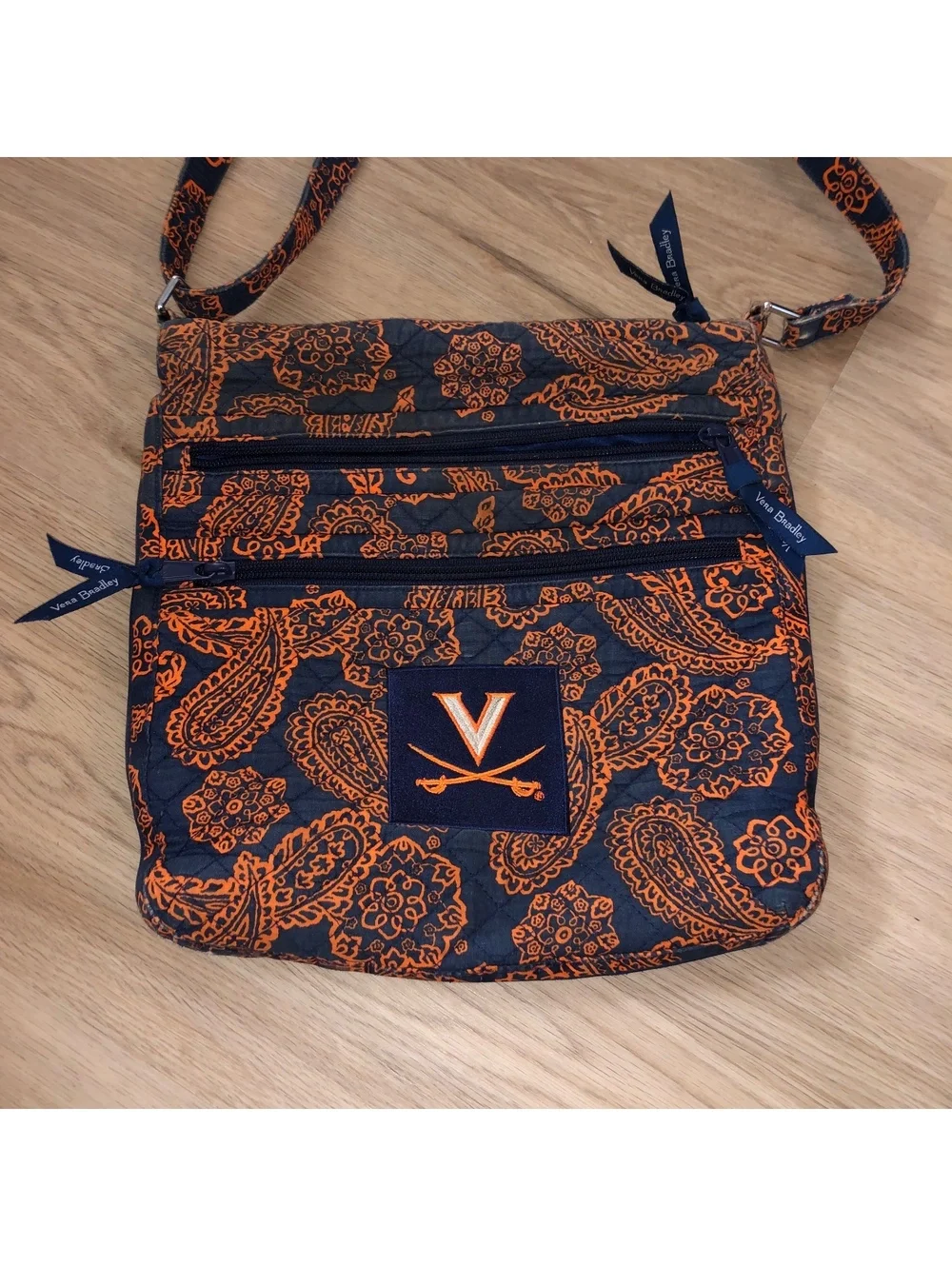 VERA BRADLEY UNIVERSITY OF VIRGINIA UVA CAVALIERS CROSSBODY BAG PURSE TRIPLE ZIP